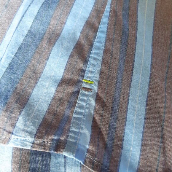 Claiborne by John Bartlett SZ M Blue Stiped Long Sleeve Men's Cotton Shirt - Picture 8 of 14